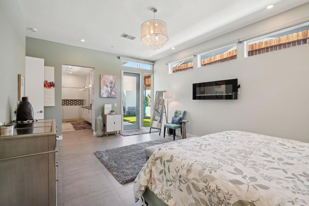 La Quinta Cove - Residential