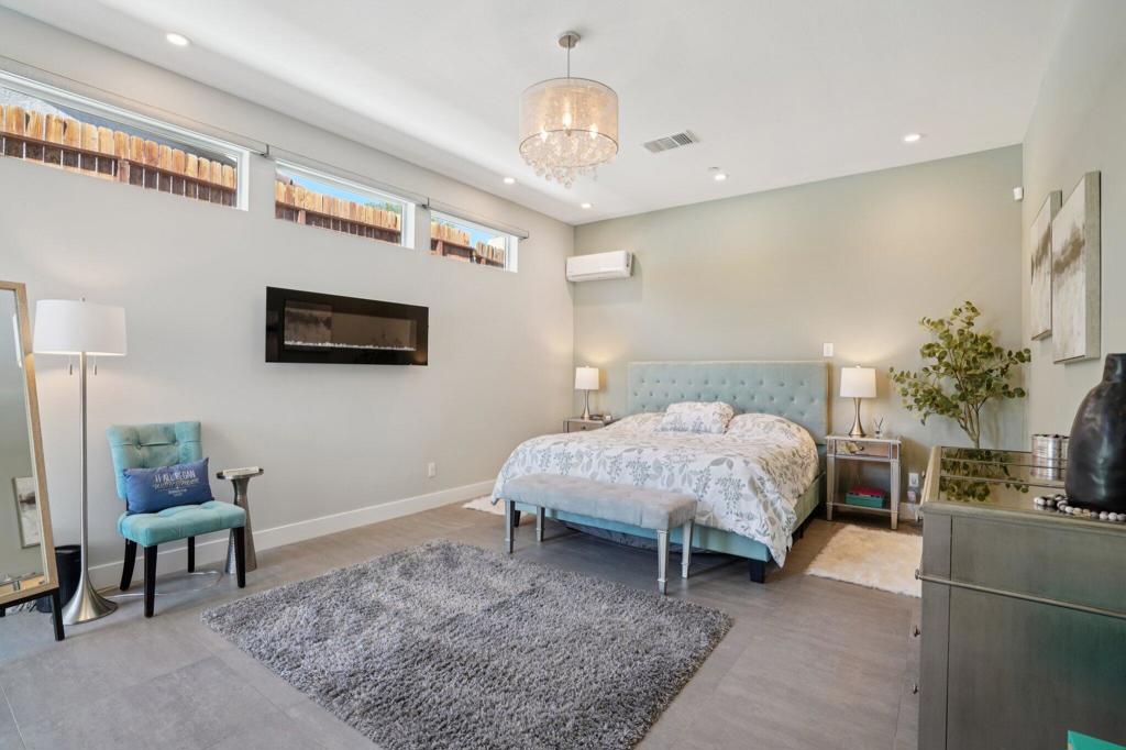 La Quinta Cove - Residential