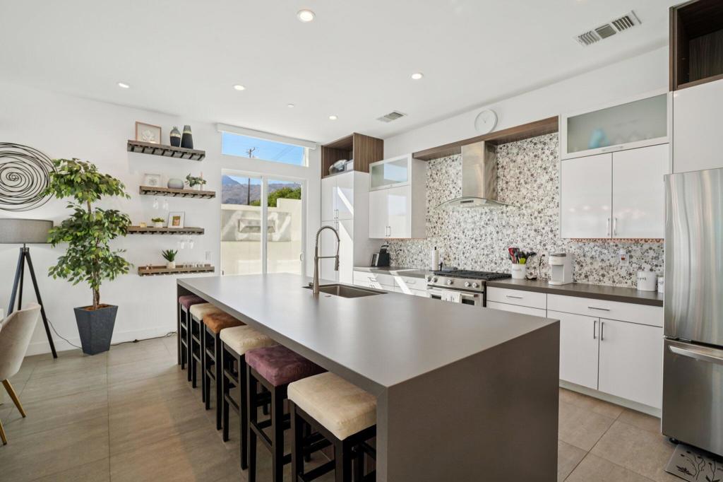 La Quinta Cove - Residential
