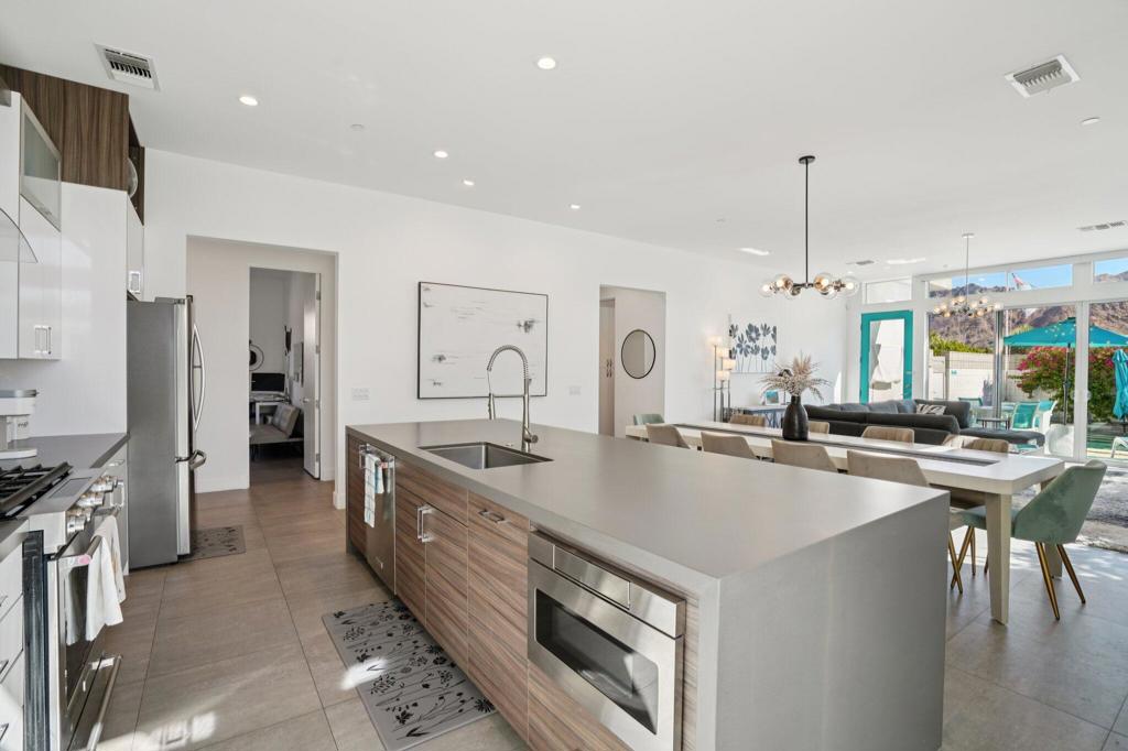La Quinta Cove - Residential