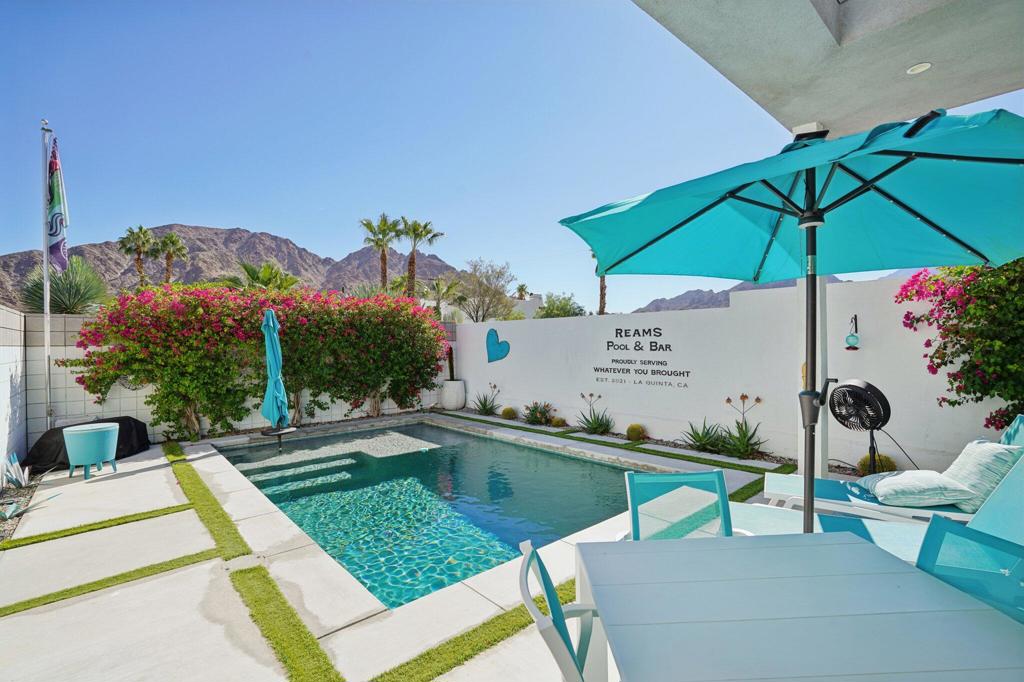 La Quinta Cove - Residential