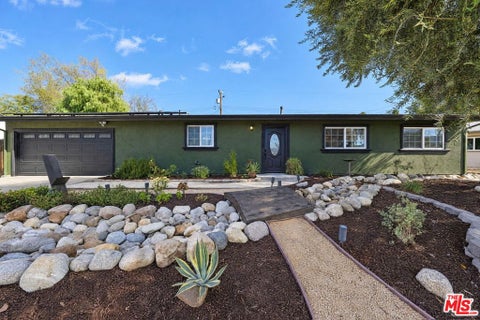 Photo of 1865 Sutter Avenue, Simi Valley, CA 93065 (MLS # 26104729)
