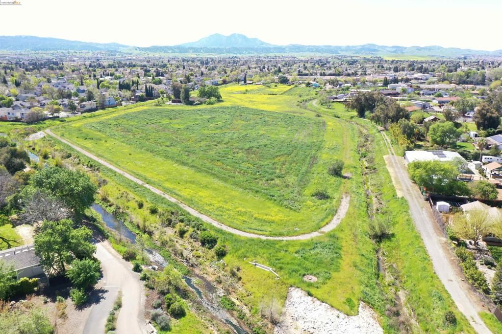 Photo of 800 Minnesota Ave Ave, Brentwood, CA 94513 (MLS # 41056424)