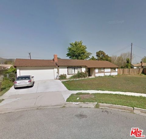 Photo of 476 Jeanne Court, Newbury Park, CA 91320 (MLS # 25625211)