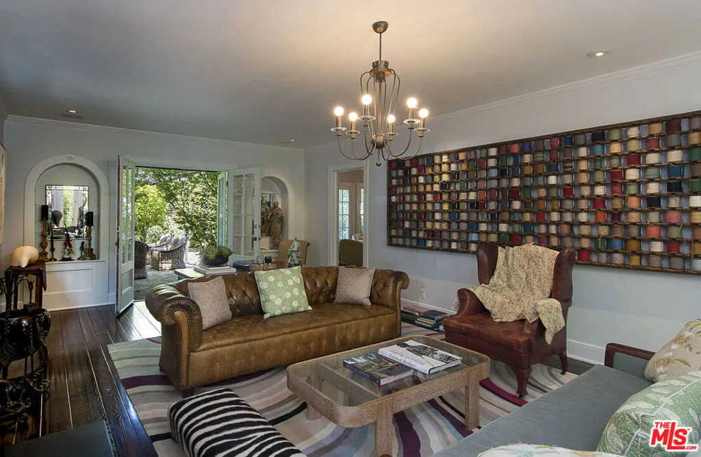 Santa Monica, California 90402, United States, 4 Bedrooms Bedrooms, ,4 BathroomsBathrooms,Residential,Active,187689