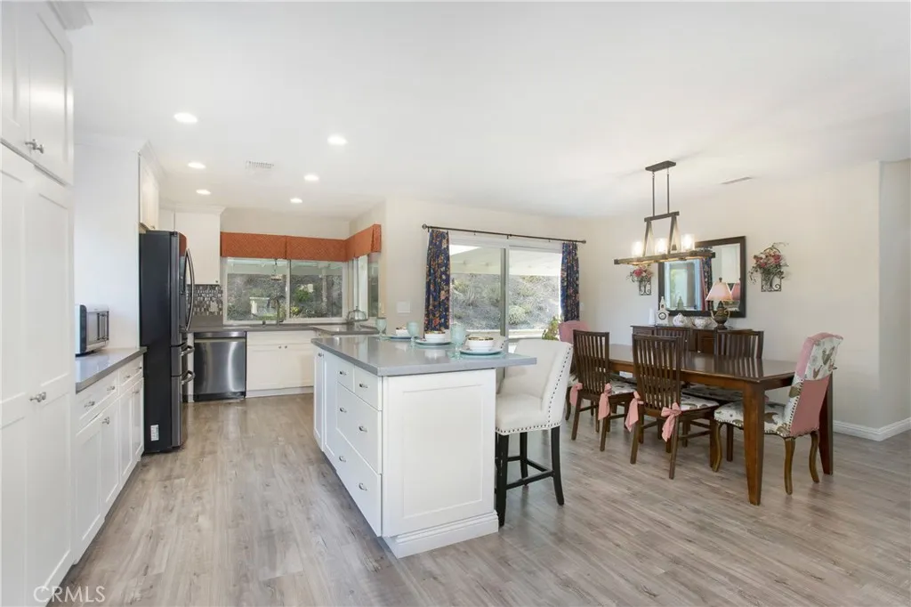 Orange, California 92867, United States, 3 Bedrooms Bedrooms, ,2 BathroomsBathrooms,Residential,Active,174138