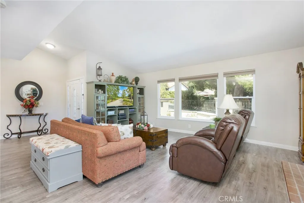 Orange, California 92867, United States, 3 Bedrooms Bedrooms, ,2 BathroomsBathrooms,Residential,Active,174138