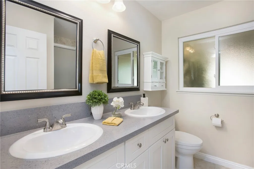 Orange, California 92867, United States, 3 Bedrooms Bedrooms, ,2 BathroomsBathrooms,Residential,Active,174138