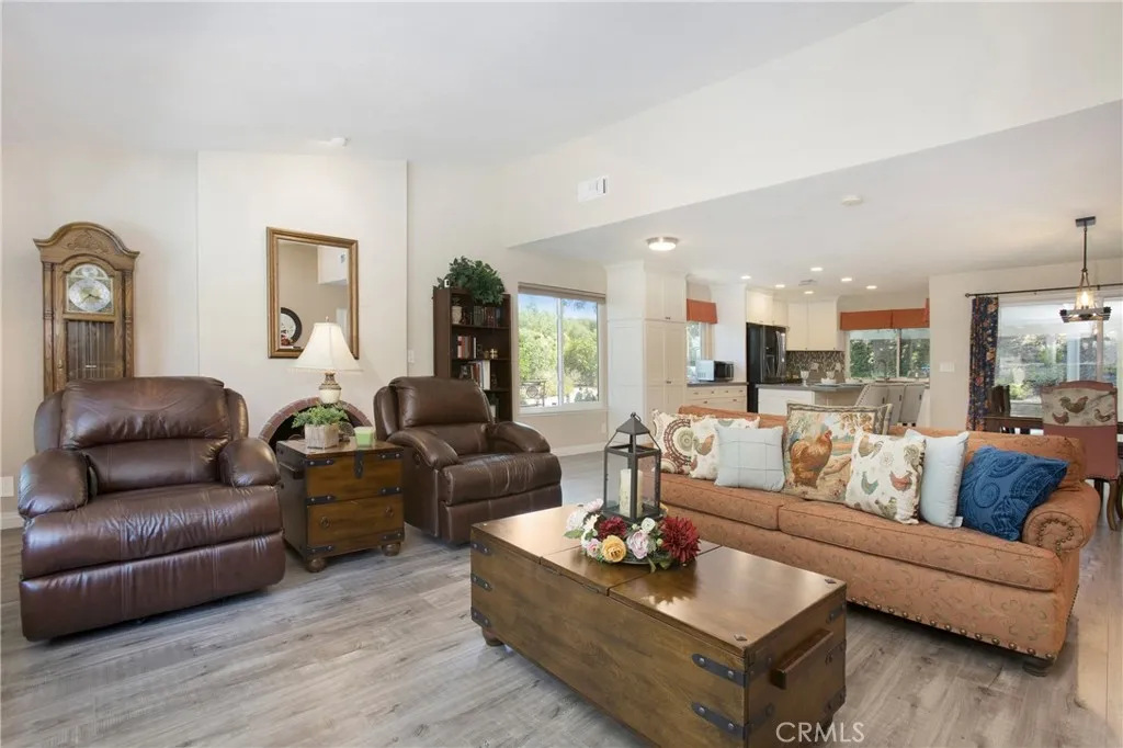 Orange, California 92867, United States, 3 Bedrooms Bedrooms, ,2 BathroomsBathrooms,Residential,Active,174138