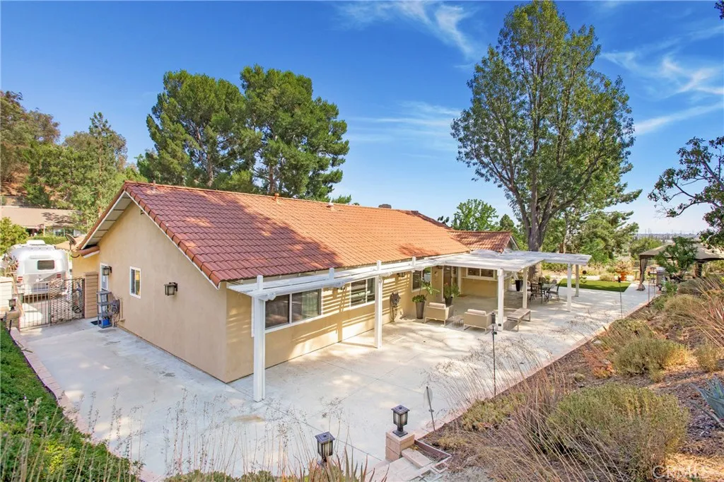 Orange, California 92867, United States, 3 Bedrooms Bedrooms, ,2 BathroomsBathrooms,Residential,Active,174138