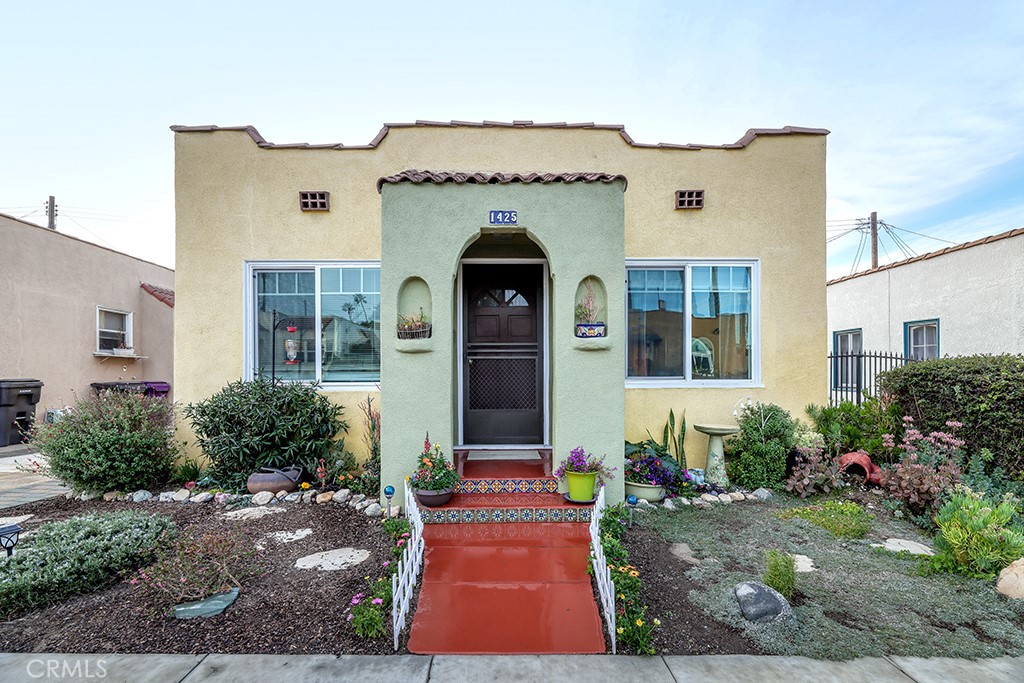1425 Russell Drive