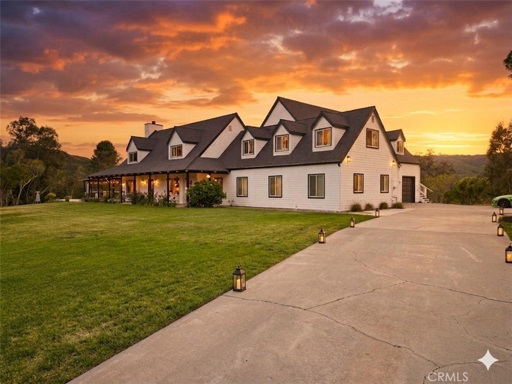 42525 Calle Capistrano
