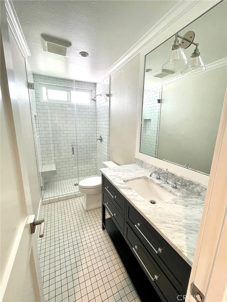 Corona del Mar North of PCH (CNHW) - Residential Lease