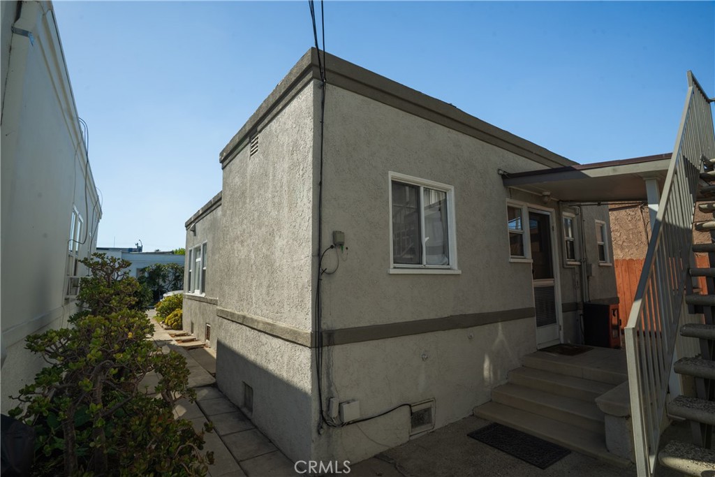 Alamitos Beach (AB) - Residential Income