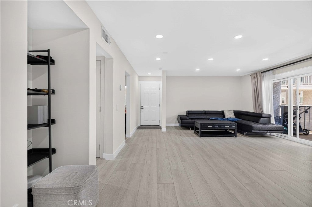Properties 3 1344 5th 16