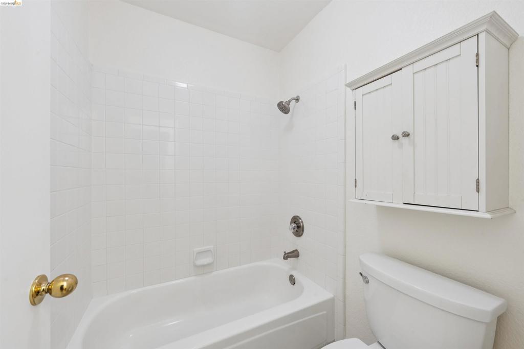 261 Redhawk Rd