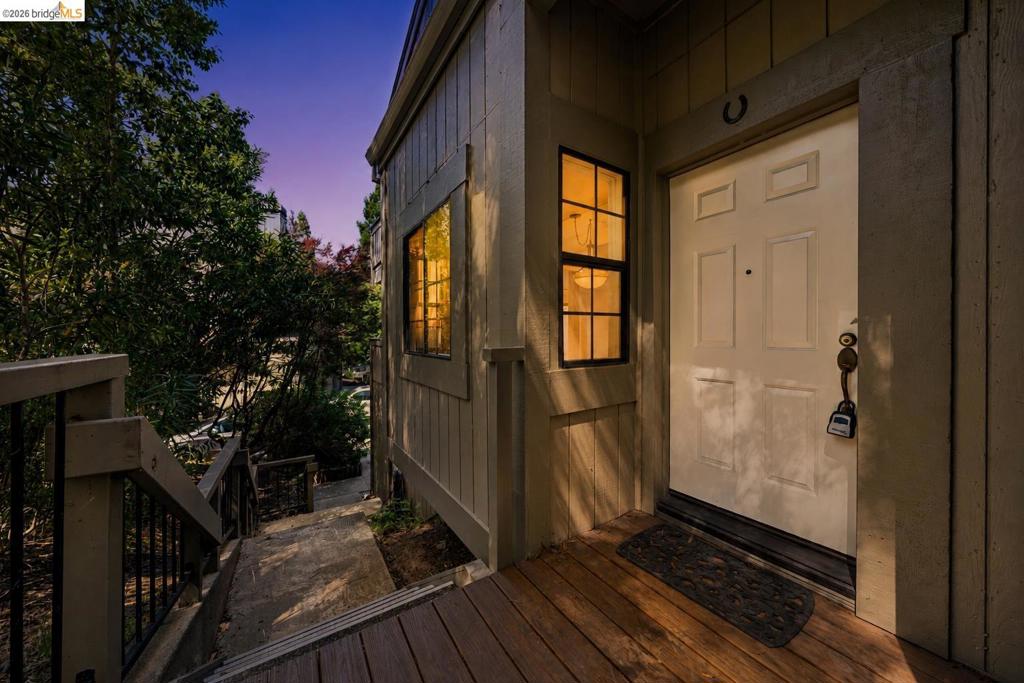261 Redhawk Rd