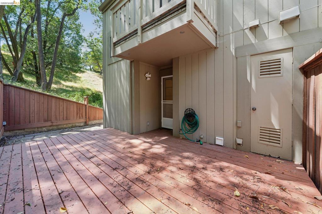 261 Redhawk Rd