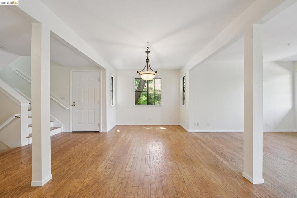 261 Redhawk Rd