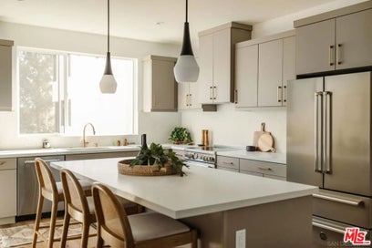 3859 N Riley Lane Los Angeles CA 90065