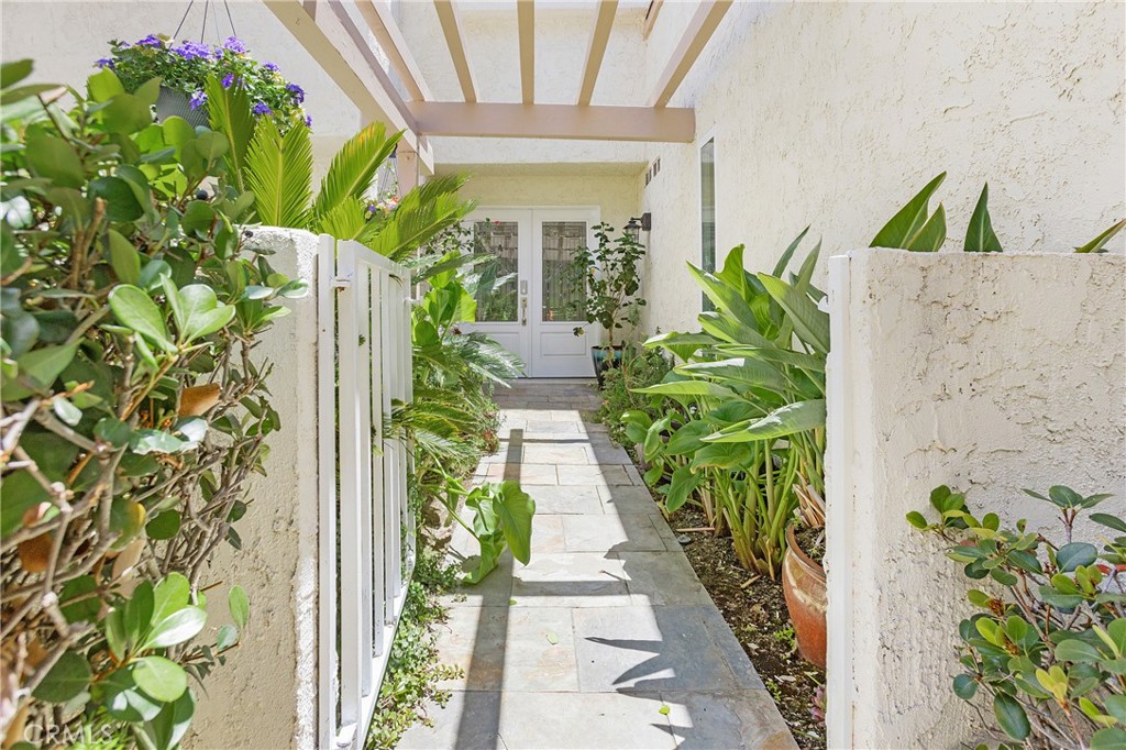 24336 Hillview Drive