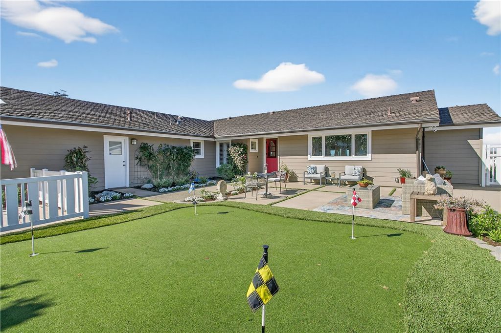 Photo of 2821 Alta Vista Dr, Newport Beach, CA 92660 (MLS # NP26032409)