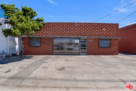 Photo of 10920 S La Cienega Boulevard, Inglewood, CA 90304 (MLS # 26986221)