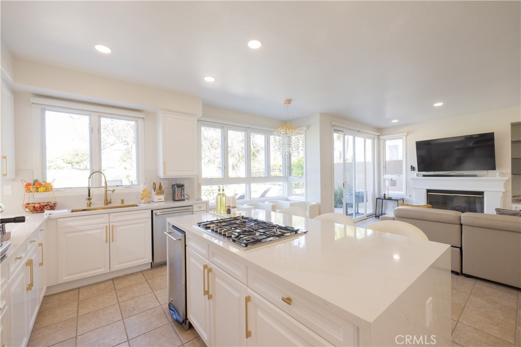 6261 Morningside