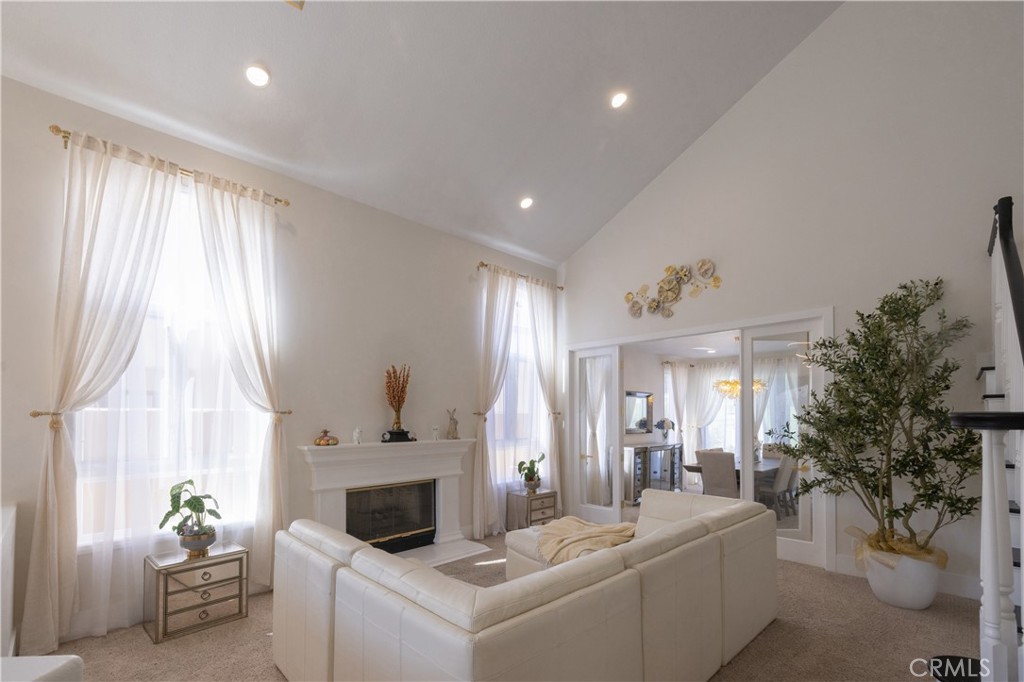 6261 Morningside