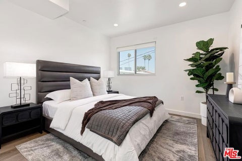 Tiny photo for 1433 14th Street #15, Santa Monica, CA 90404 (MLS # 26988381)