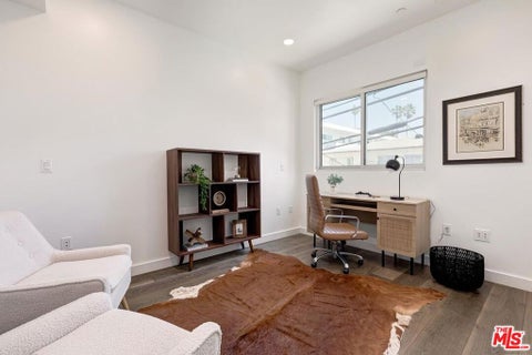 Tiny photo for 1433 14th Street #15, Santa Monica, CA 90404 (MLS # 26988381)
