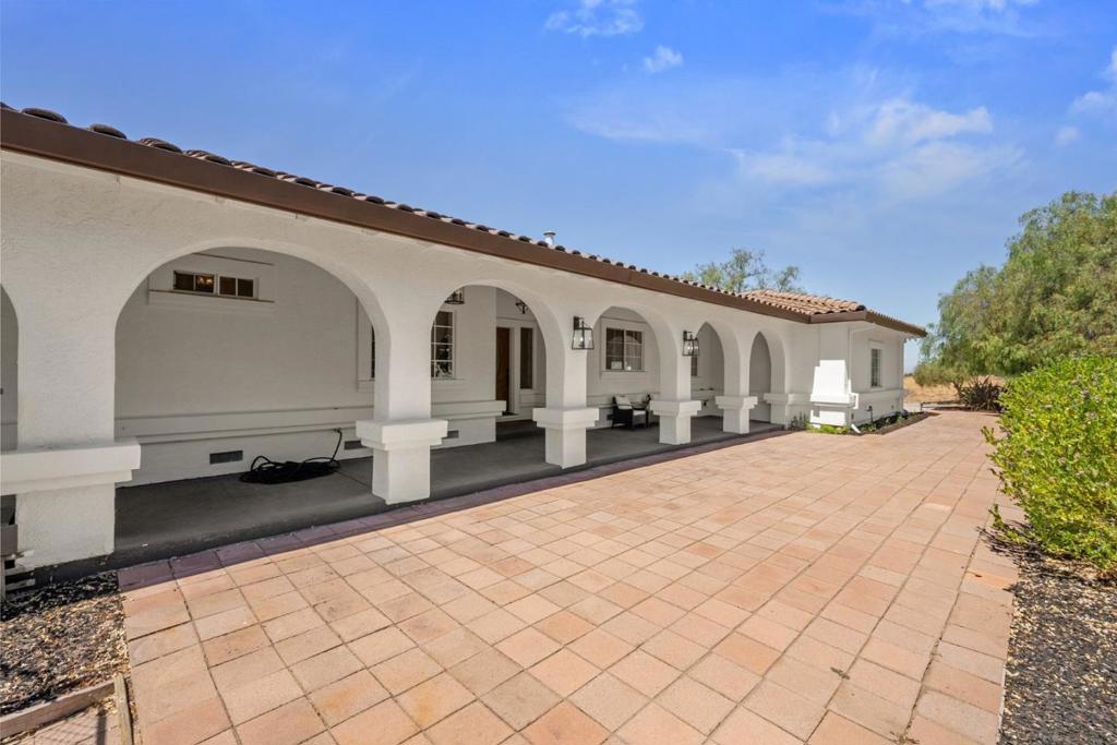 17101 Kruse Ranch Lane