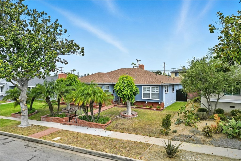 Live Auction! Bidding to start from $700,000! Charming Mid-Century Inglewood Home with Exceptionally Livable Layout. Discover a well-preserved, single-family gem nestled in a wonderfully walkable Inglewood neighborhood. This 1953-built 5-bedroom, 4-bath home offers over 1,619 square feet of thoughtful interior space on a generous 5,455-square-foot lot. Enclcosing the patio and creating a Primary Suite; could be used as 5th Bedroom or attached M.I.L. quarters. Combining mid-century charm with functional updates, the home includes central heating, a conventional architectural layout, and a cozy exterior that promises curb appeal. Step inside to flexible living and bedroom spaces—ideal for families, remote work, and multi-generational living. Plus, the home enjoys quality transit access and a very convenient environment, with daily necessities and amenities easily reachable. A versatile canvas in a central Inglewood locale—this property blends vintage character with future potential. The 5thBedroom and 4th bathroom with enclosed sitting area were permitted.