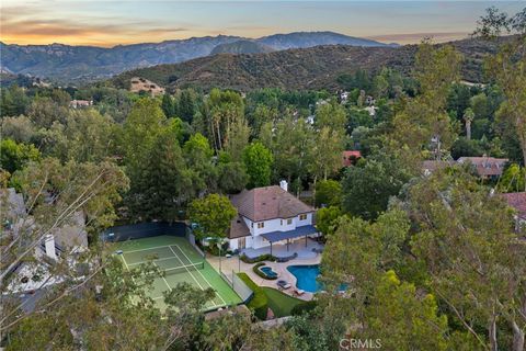 28925 Medea Mesa Road Agoura Hills CA 91301