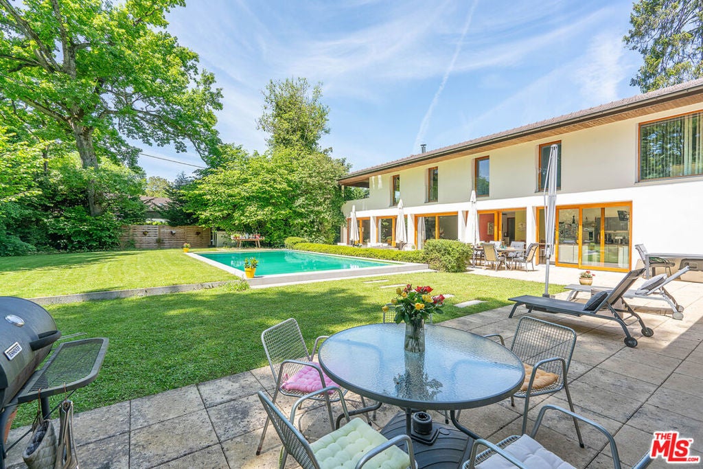 3 Allee Du Champ Malland, 74140 Sciez-sur-leman, France