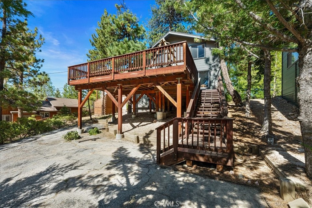 769 Lowe Drive