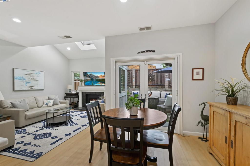 BIRCH CREEK - Residential