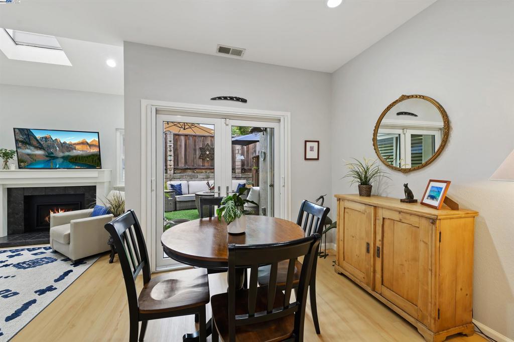 BIRCH CREEK - Residential