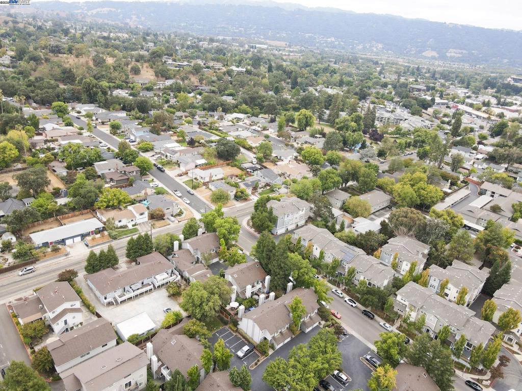 BIRCH CREEK - Residential
