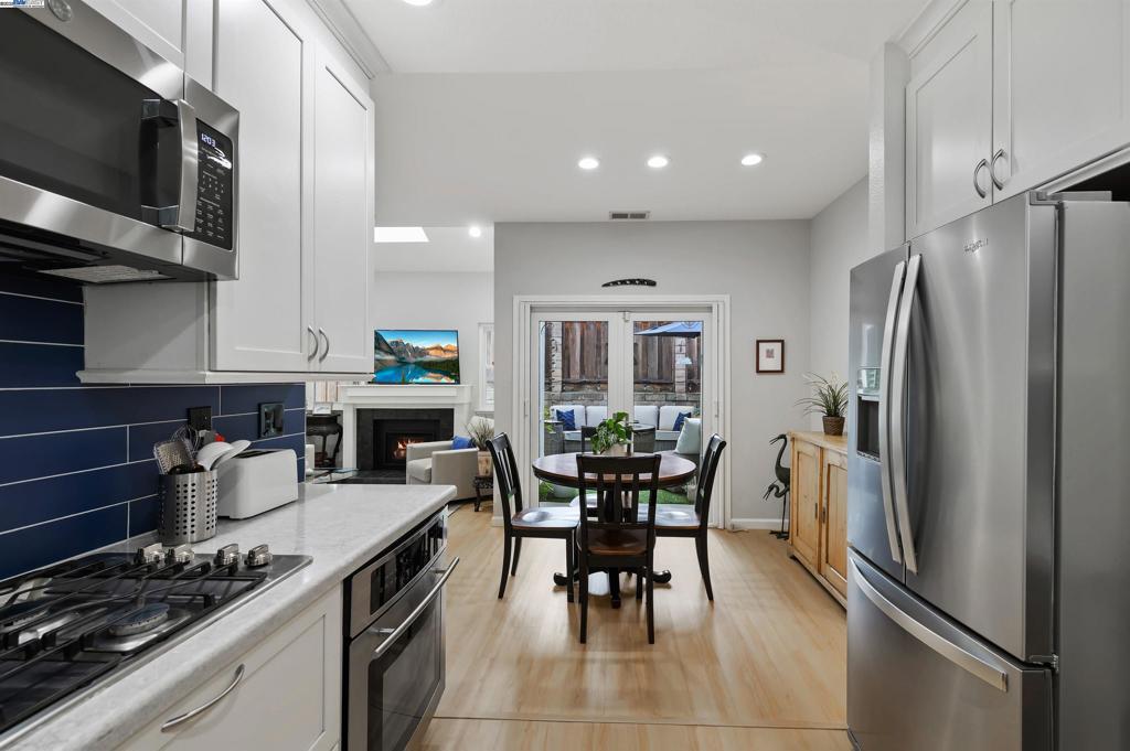 BIRCH CREEK - Residential