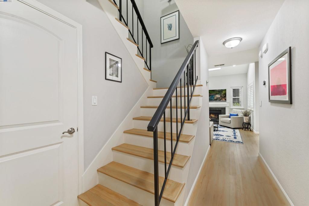 BIRCH CREEK - Residential