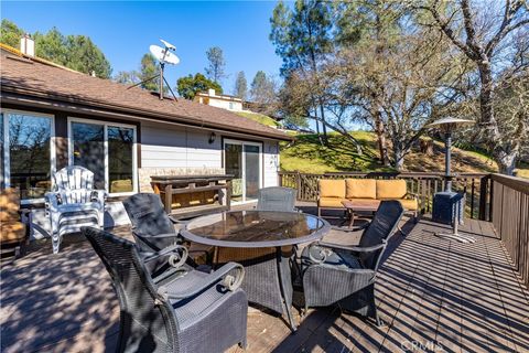 Tiny photo for 2627 Captains Walk Walk, Bradley, CA 93426 (MLS # NS26009819)