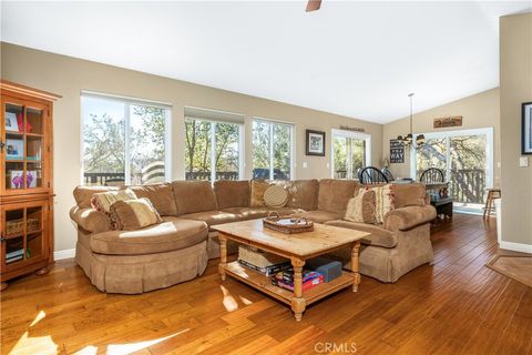 Tiny photo for 2627 Captains Walk Walk, Bradley, CA 93426 (MLS # NS26009819)