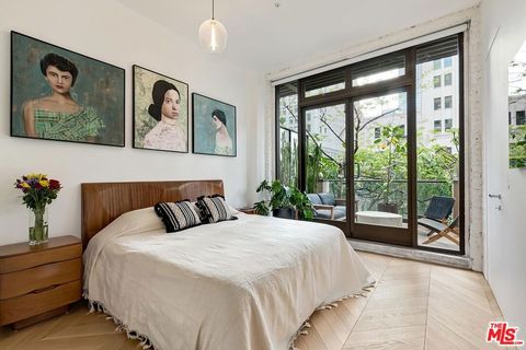 Tiny photo for 460 S Spring Street #201, Los Angeles, CA 90013 (MLS # 26660667)