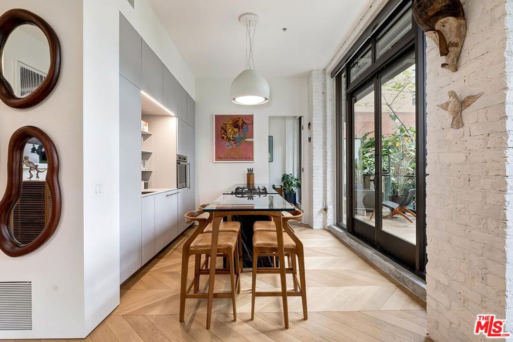 460 S Spring Street 201