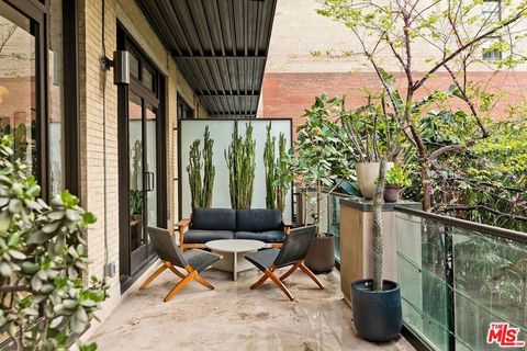 Tiny photo for 460 S Spring Street #201, Los Angeles, CA 90013 (MLS # 26660667)