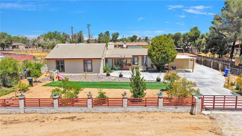 Photo of 21998 Biloxi Road, Apple Valley, CA 92307 (MLS # IG26102301)