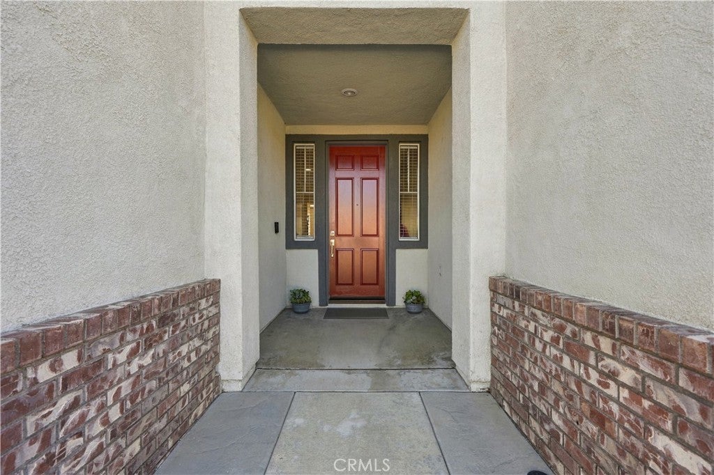 23934 Ridgeview Lane