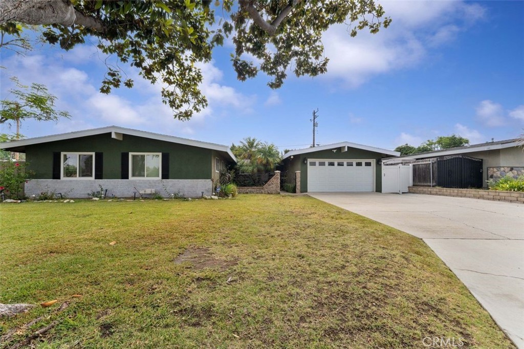Location, Location, Location!!!! Amazing single level home that has it ALL!!!. Spacious 4 BR, 2 Baths, open concept living room with fireplace, dining and newly remodeled kitchen. Kitchen offers plenty of cabinets and counter space plus a convenient, large pantry.There is also a separate huge family room.
The back yard presents great opportunity to relax and entertain in the patio area and by the pool.
Extremely convenient location. Walking distance to Cortez park, Senior Center, bus stop. Very easy access to freeways, restaurants, shopping center.Great schools!!!
A true pride of ownership!
Please do not wait , schedule your private tour today!