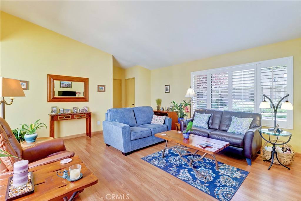 8566 Fallbrook Cir, 706-B 706-B